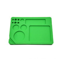 Wholesale eco friendly non toxic high quality 228 x 158 MM Silicone Rolling Tray With Stash Board Holds